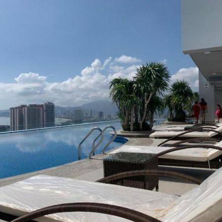 Beachfront Scenia Bay Apartment Nha Trang Ngoại thất bức ảnh