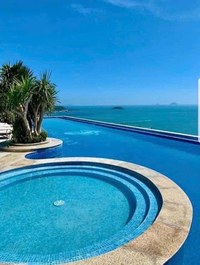 Beachfront Scenia Bay Apartment Nha Trang Ngoại thất bức ảnh